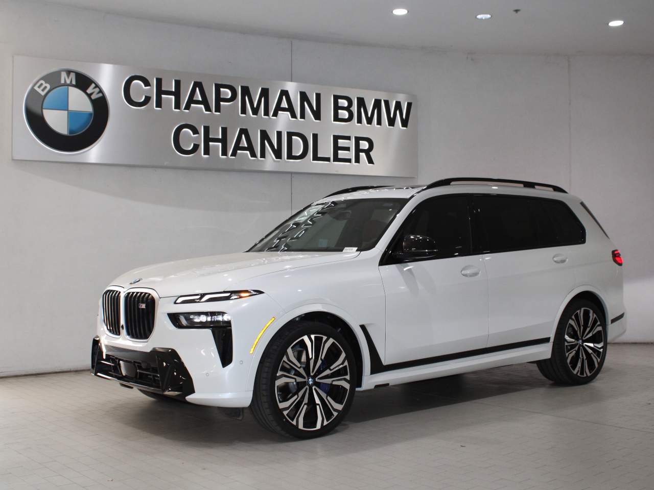 2025 BMW X7 M60i