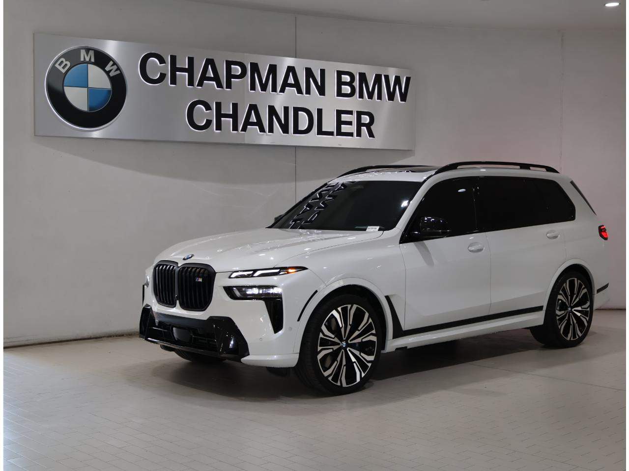 2025 BMW X7 M60i