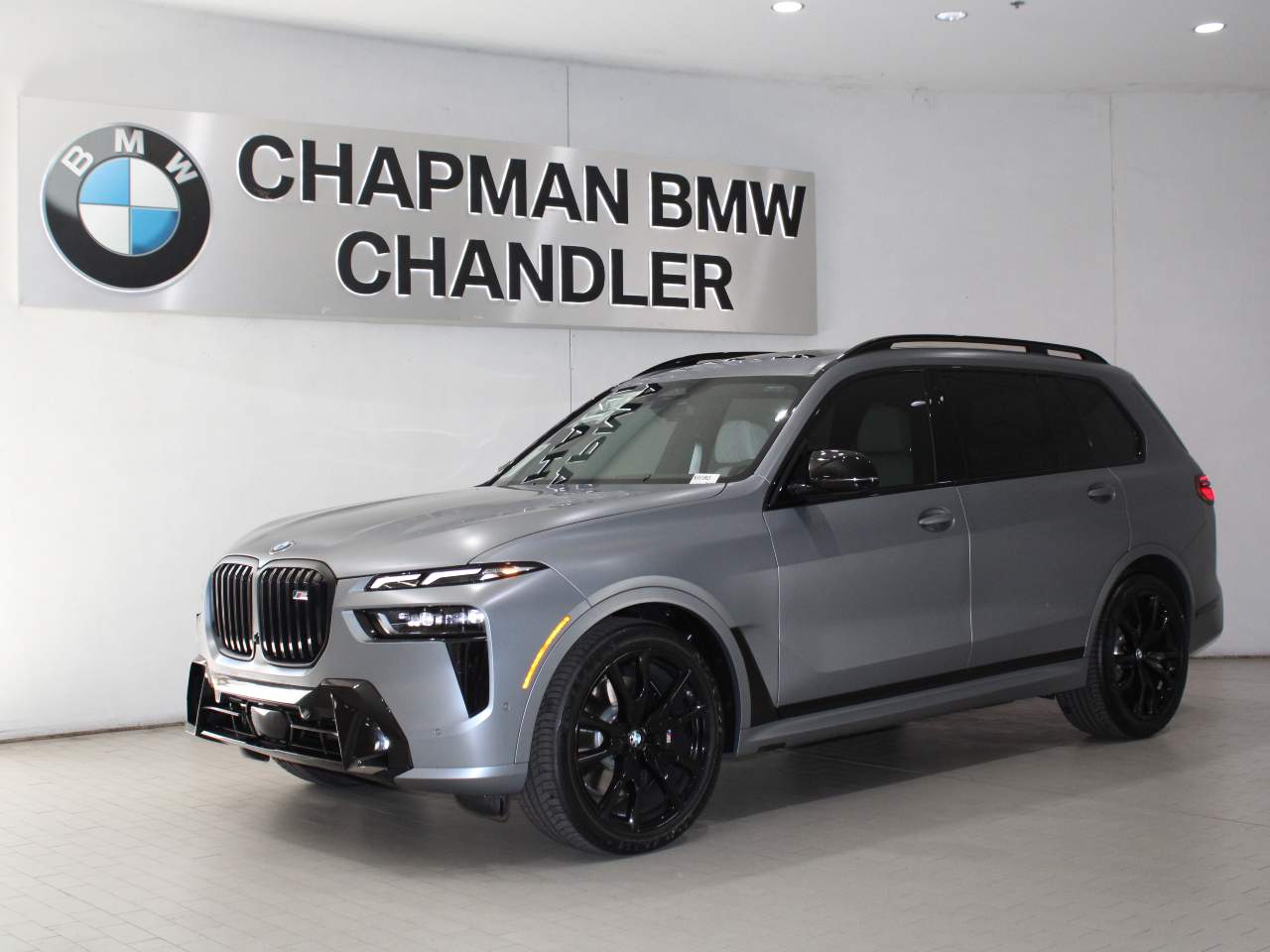 2025 BMW X7 M60i