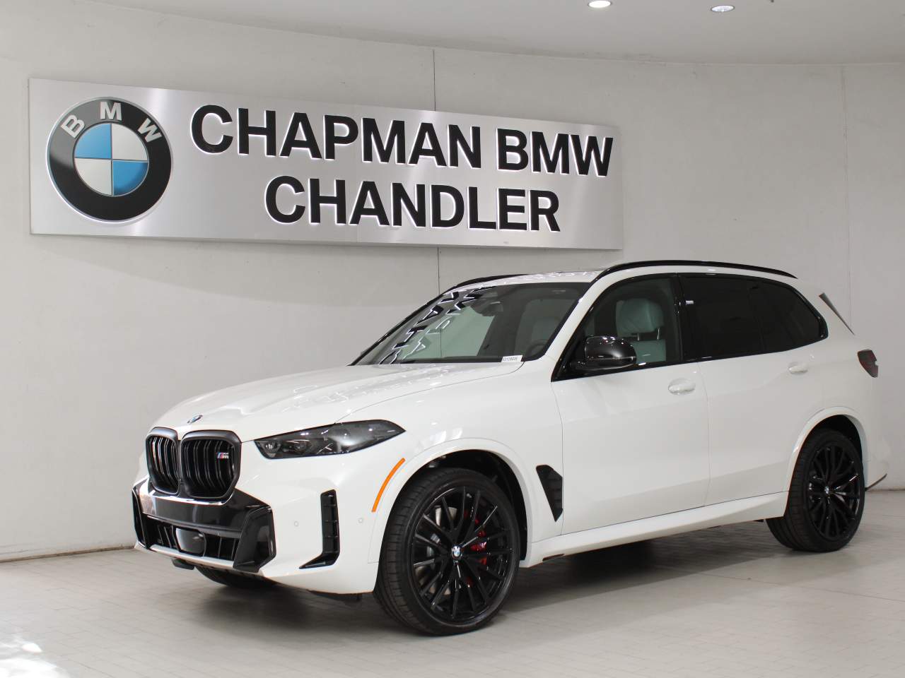 2025 BMW X5 M60i