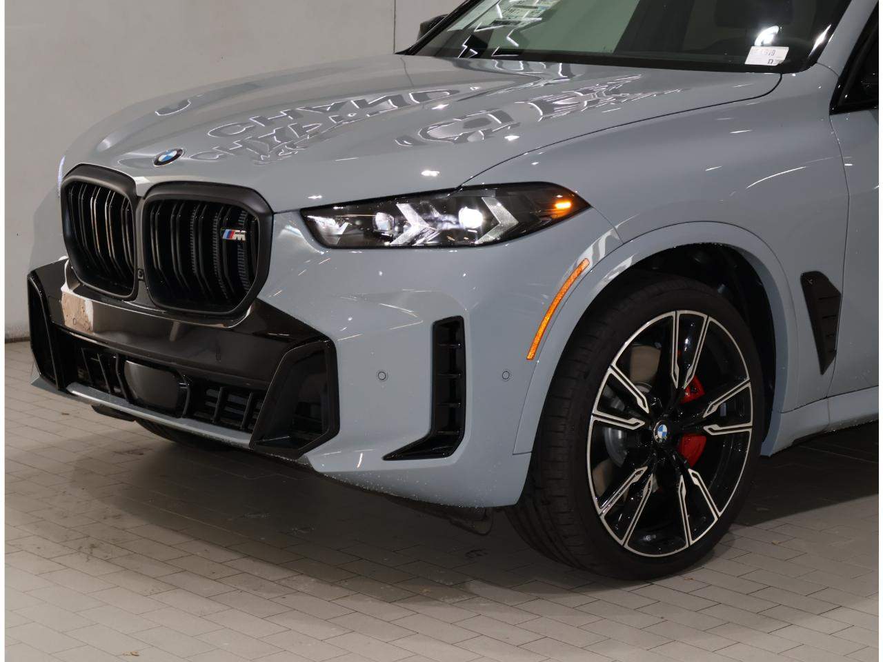 2026 BMW X5 M60i