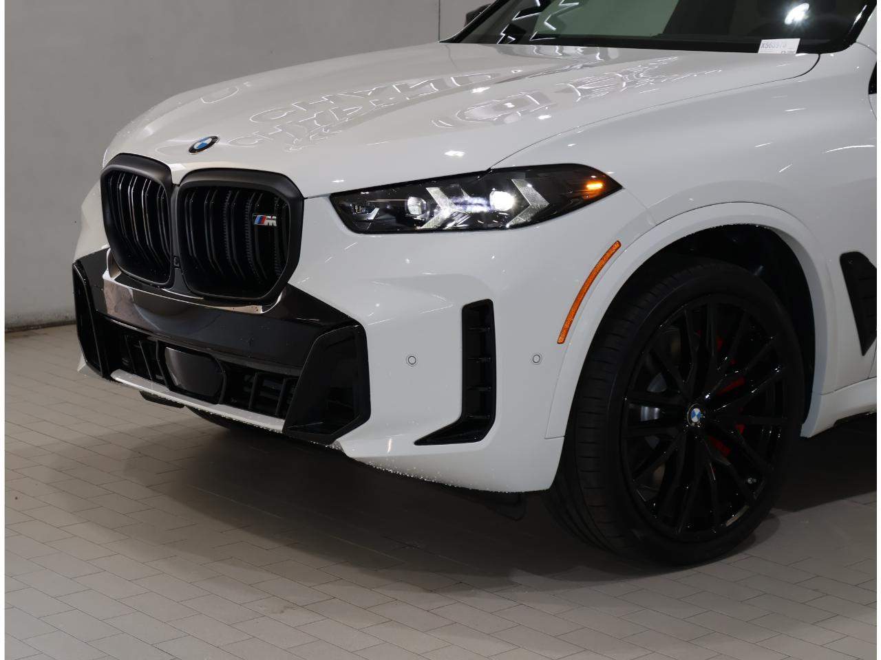 2026 BMW X5 M60i