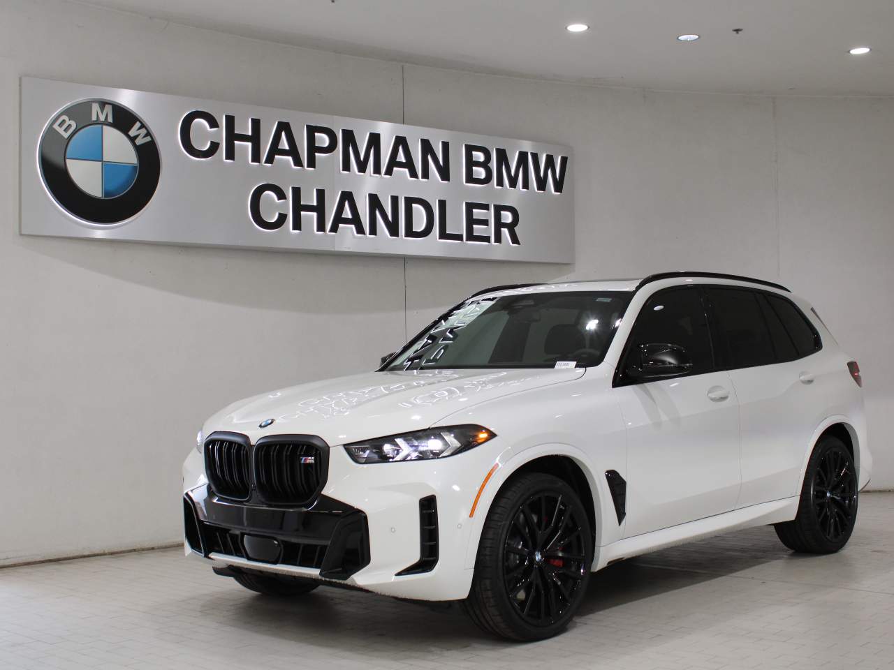 2025 BMW X5 M60i