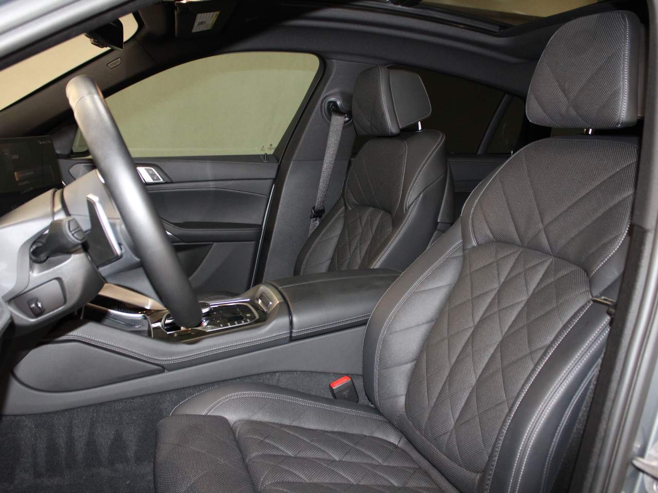 2024 BMW X6 xDrive40i