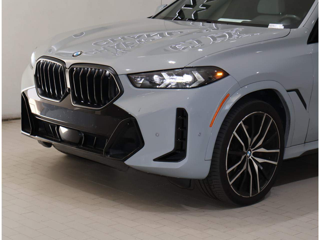 2024 BMW X6 xDrive40i