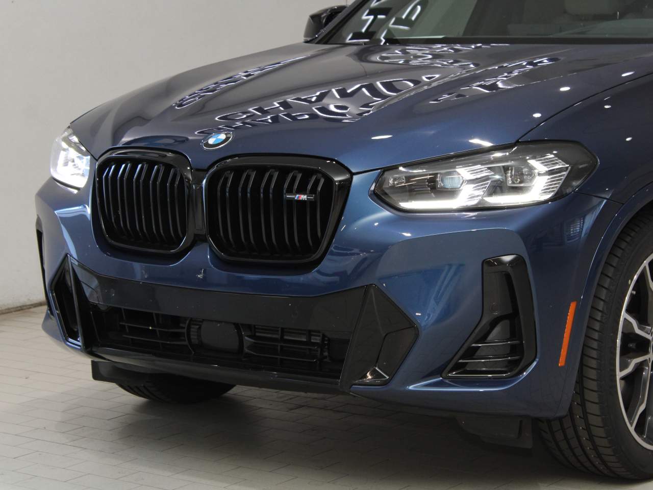 2022 BMW X4 M40i