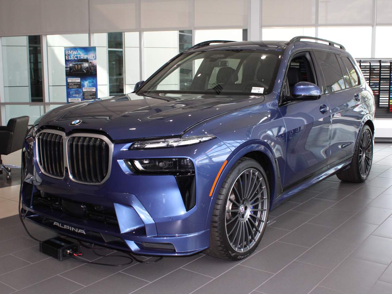 2025 BMW X7 ALPINA XB7