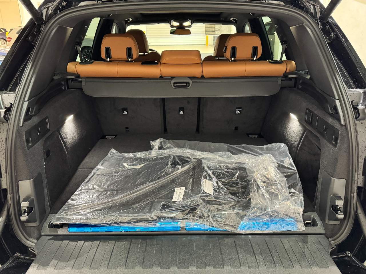 2026 BMW X5 50e - Photo 9