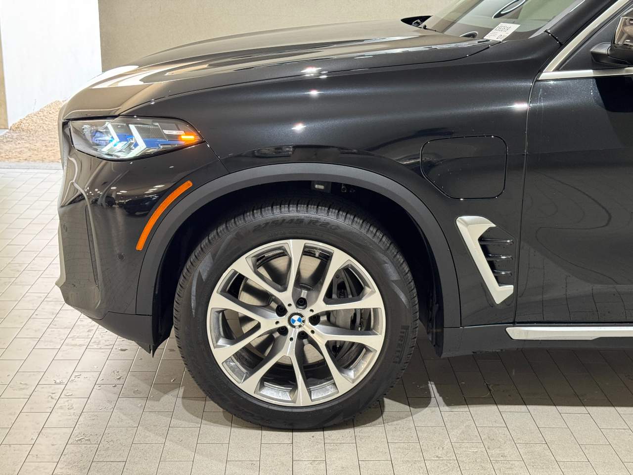 2026 BMW X5 50e - Photo 4