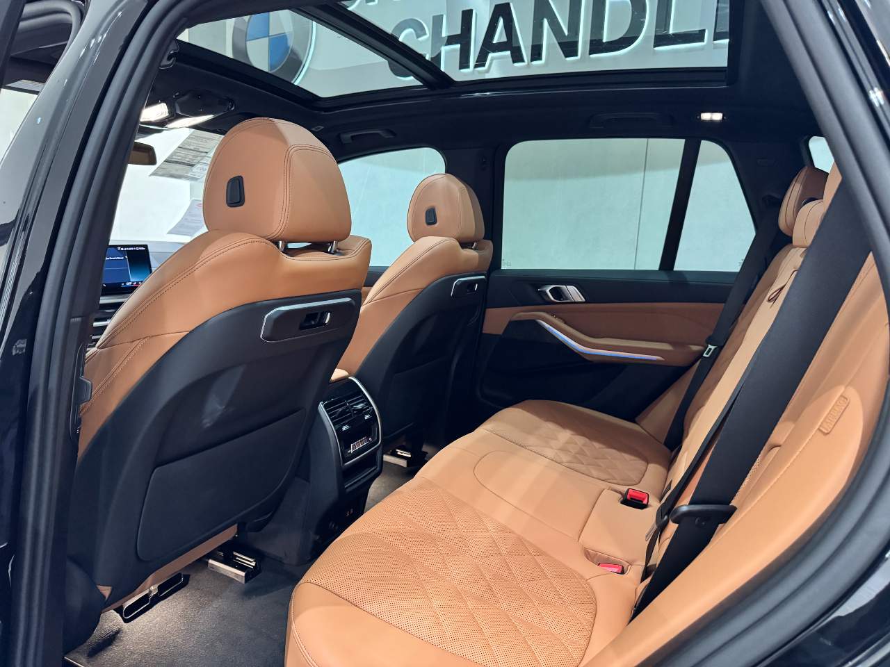 2026 BMW X5 50e - Photo 18