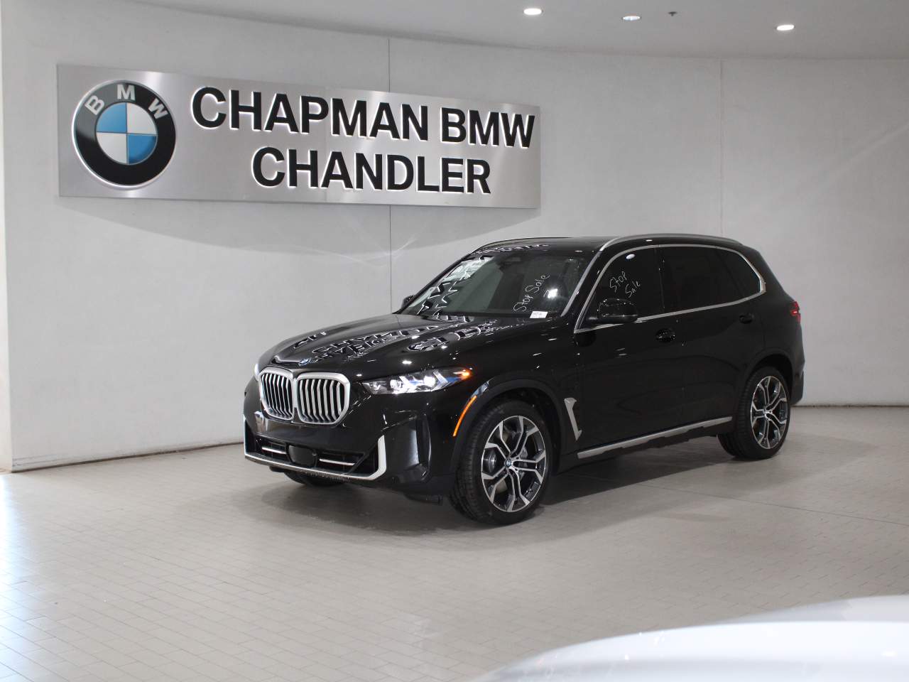 2026 BMW X5 50e's photo