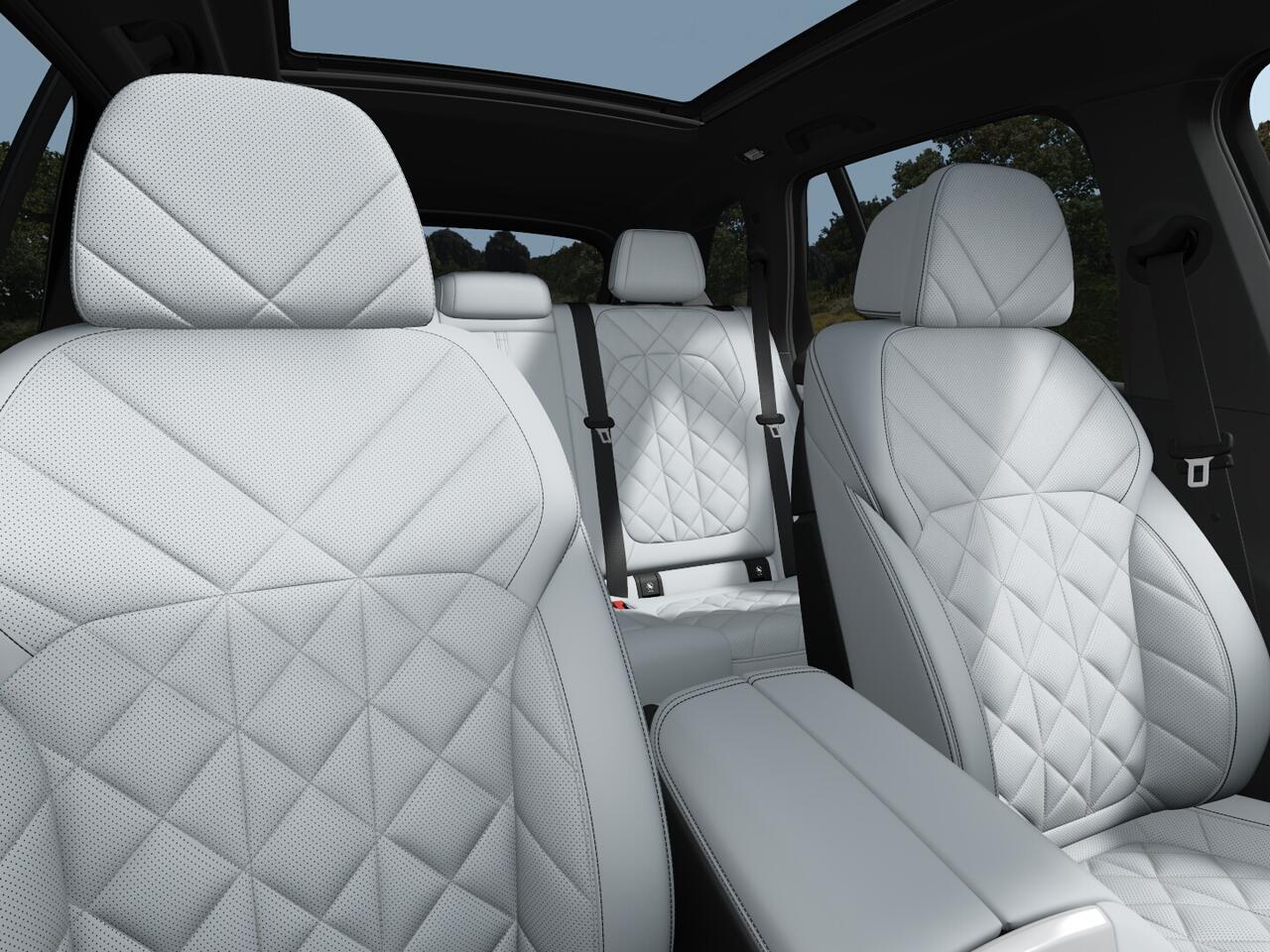 2026 BMW X5 50e - Photo 11