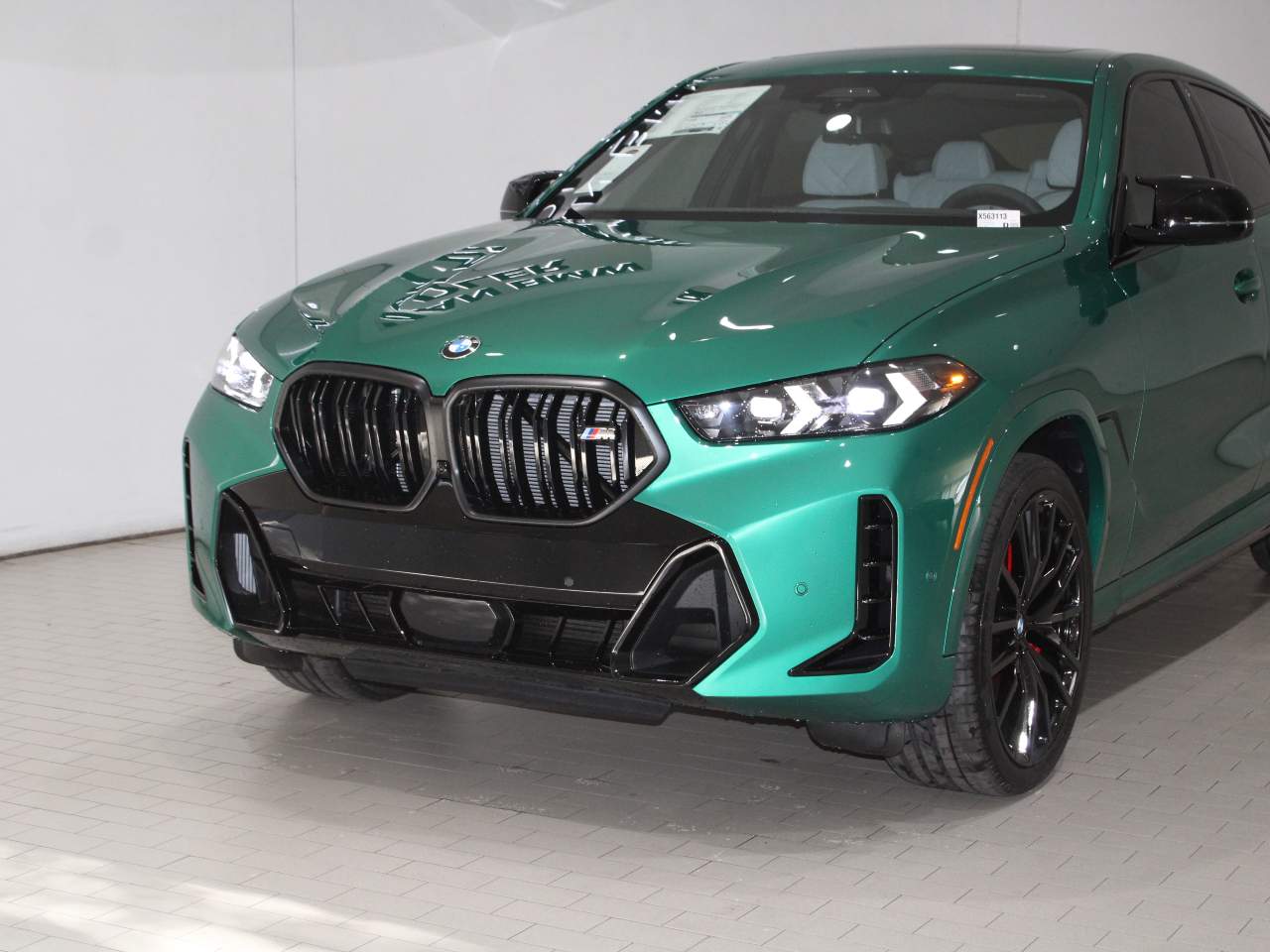2026 BMW X6 M60i