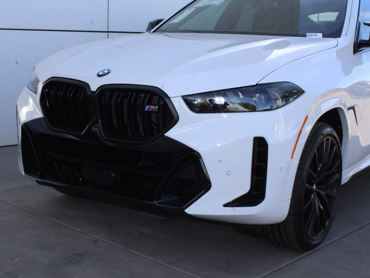 2026 BMW X6 M60i