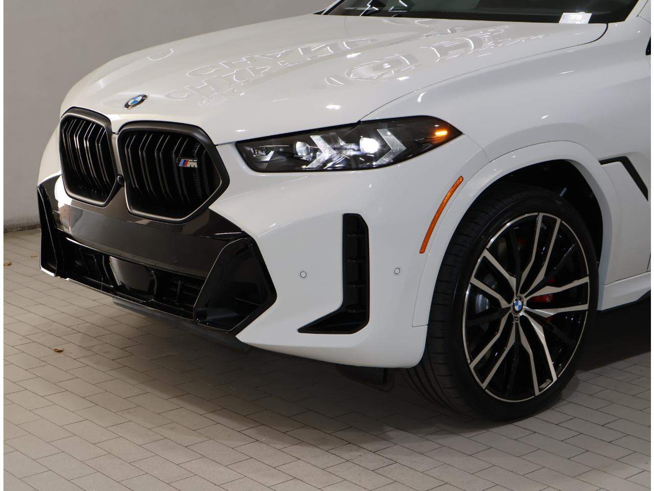 2027 BMW X6 M60i