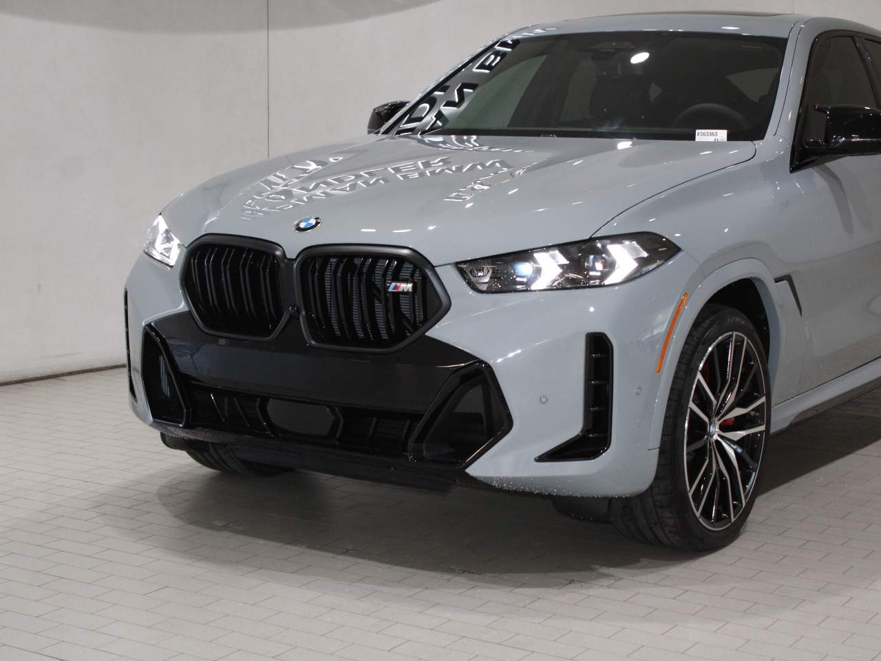 2026 BMW X6 M60i