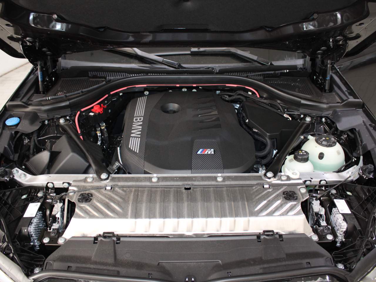 2025 BMW X3 M50