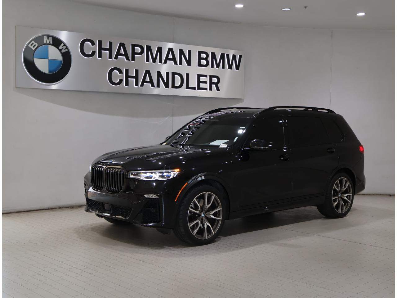 2022 BMW X7 M50i