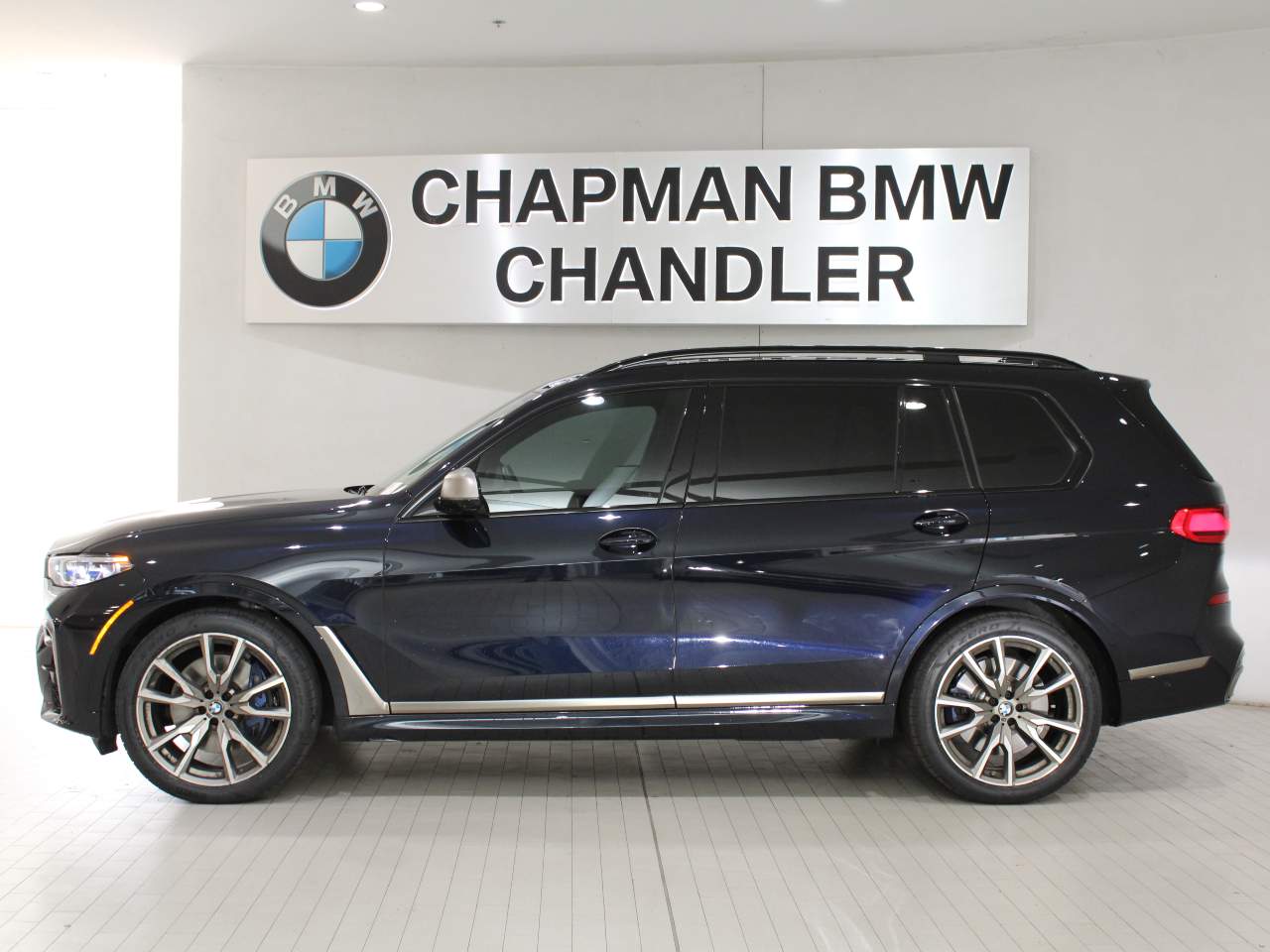 2022 BMW X7 M50i