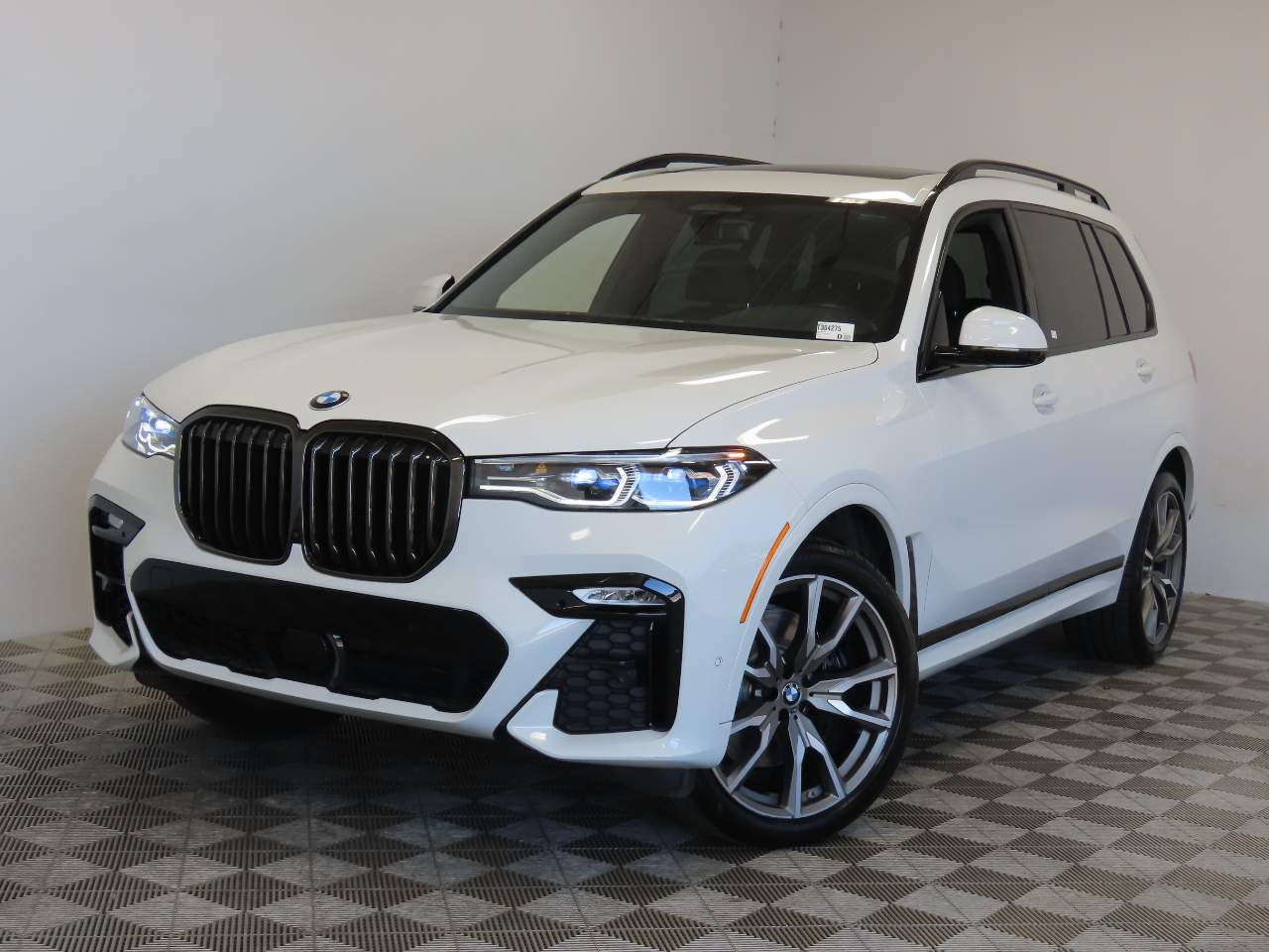 2022 BMW X7 M50i
