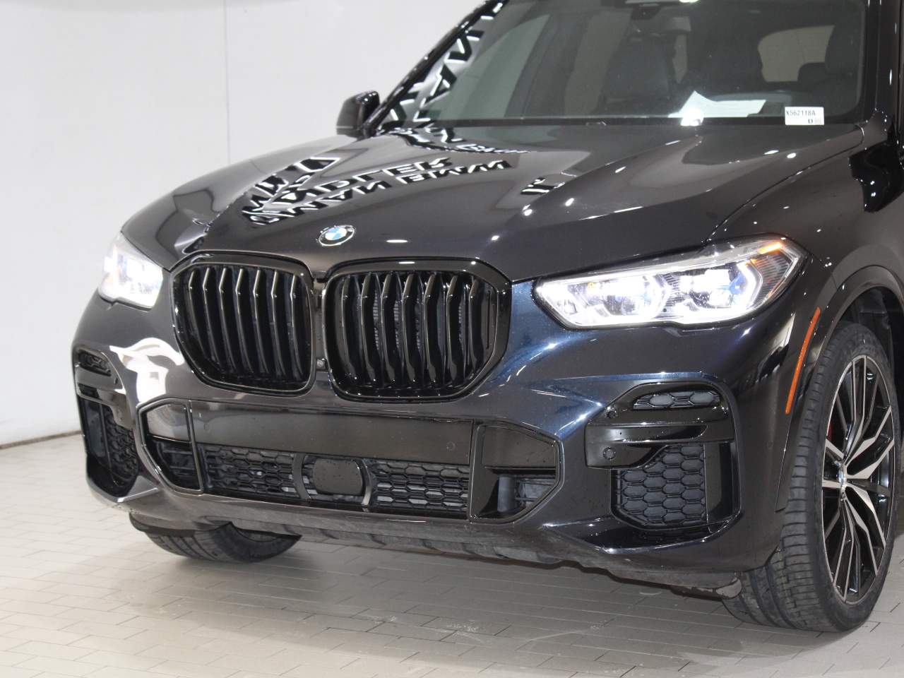 2023 BMW X5 M50i