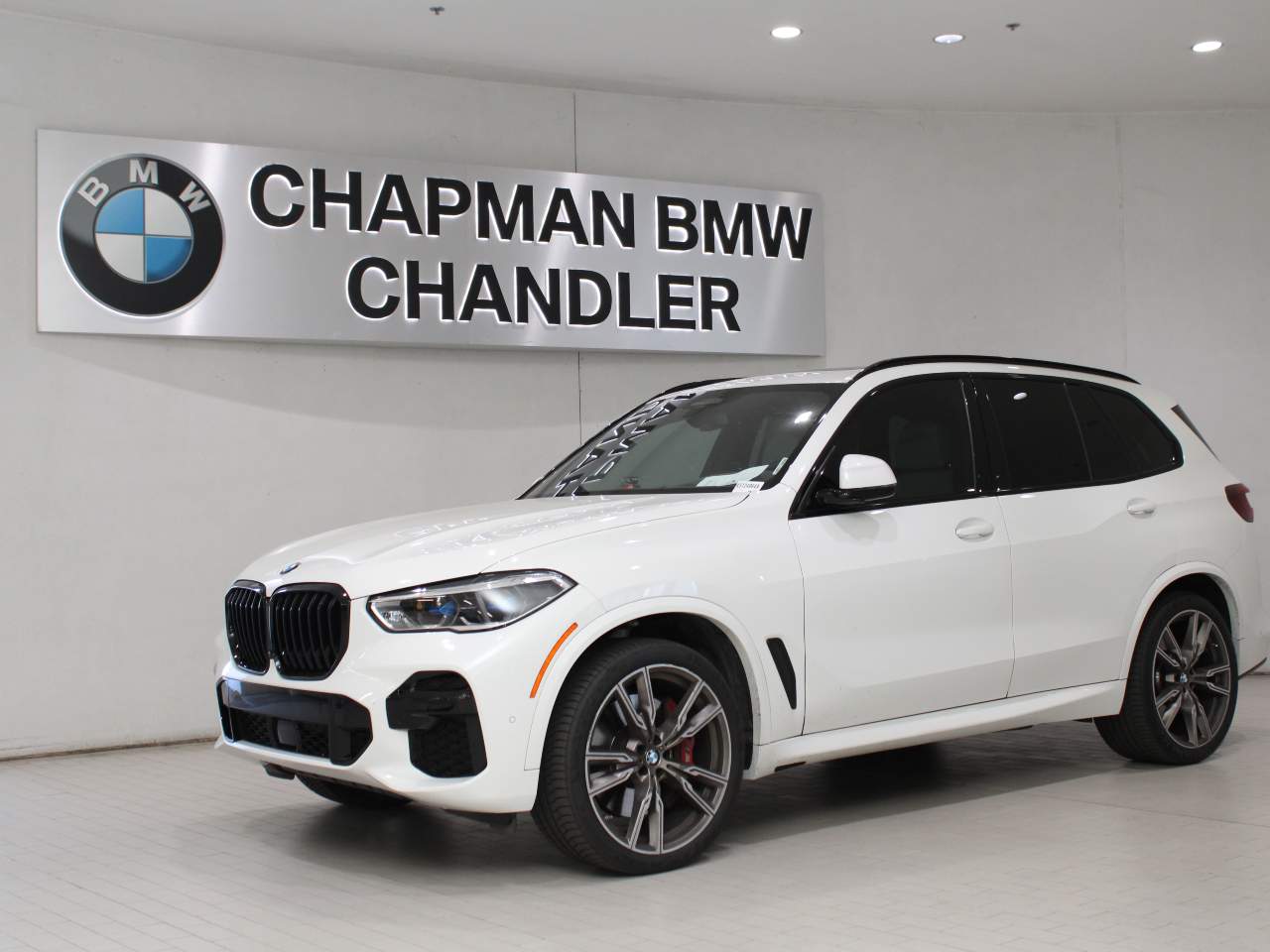 2023 BMW X5 M50i