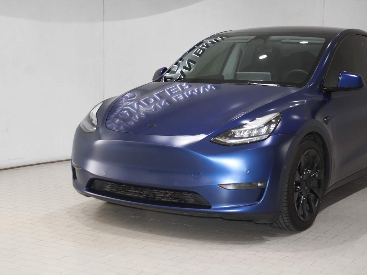 Used 2020 Tesla Model Y Long Range with VIN 5YJYGDEEXLF001687 for sale in Chandler, AZ