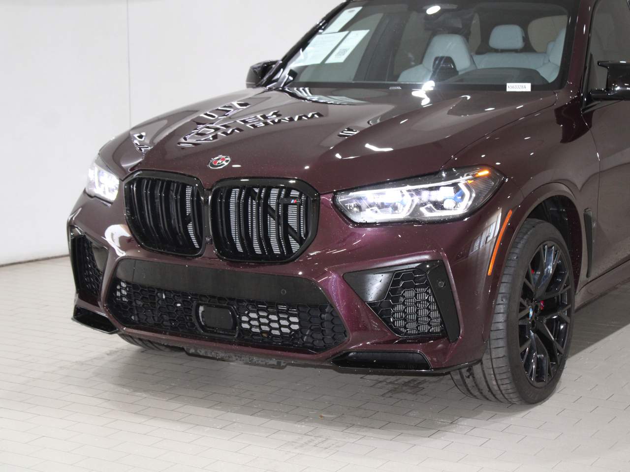 2023 BMW X5 M  