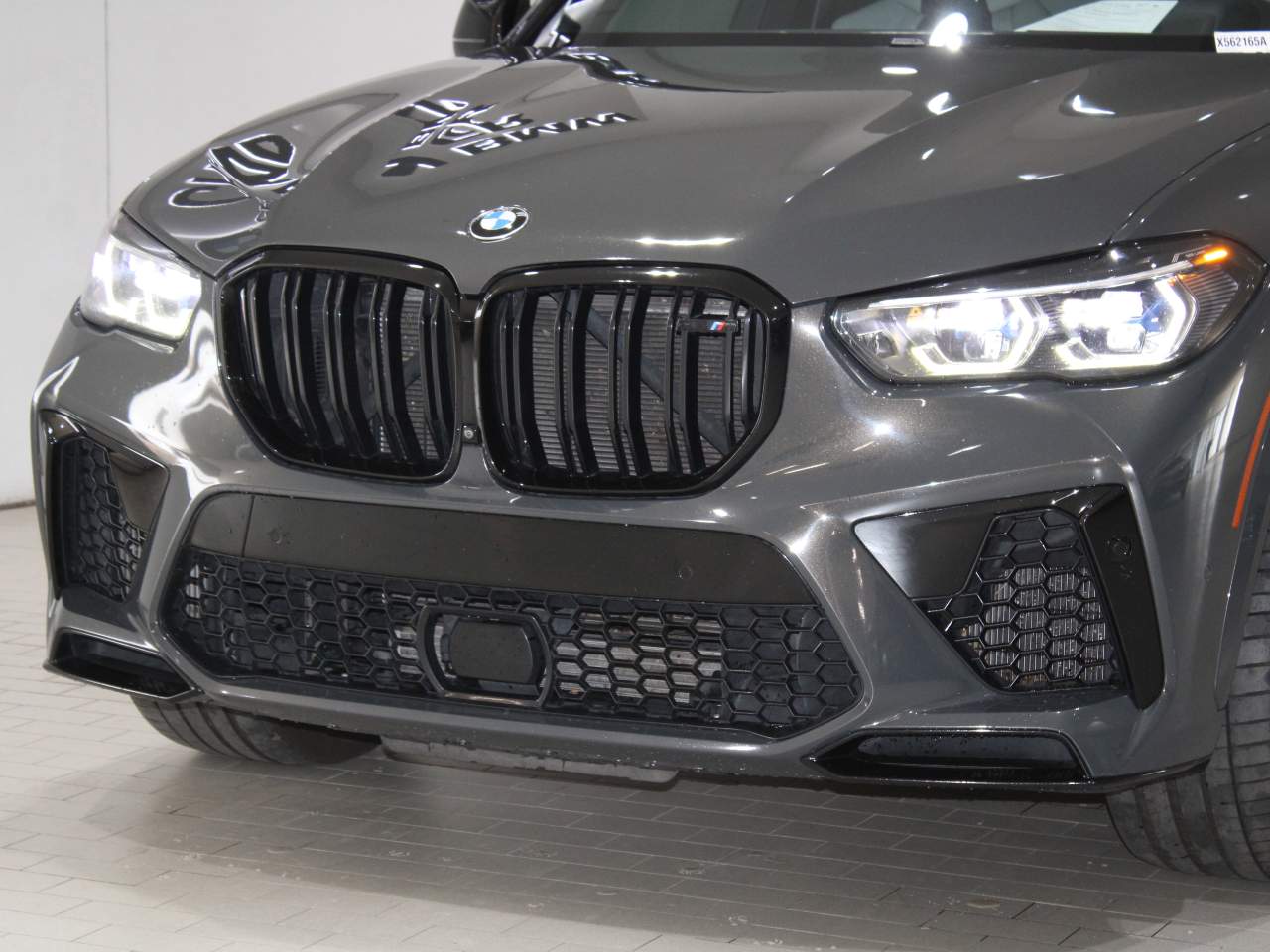 2022 BMW X5 M  