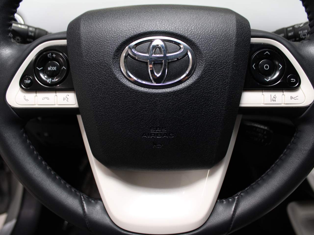 2016 Toyota Prius Four Touring