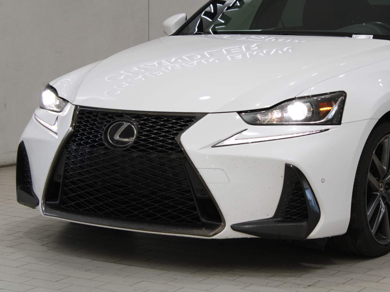 2019 Lexus IS 350  