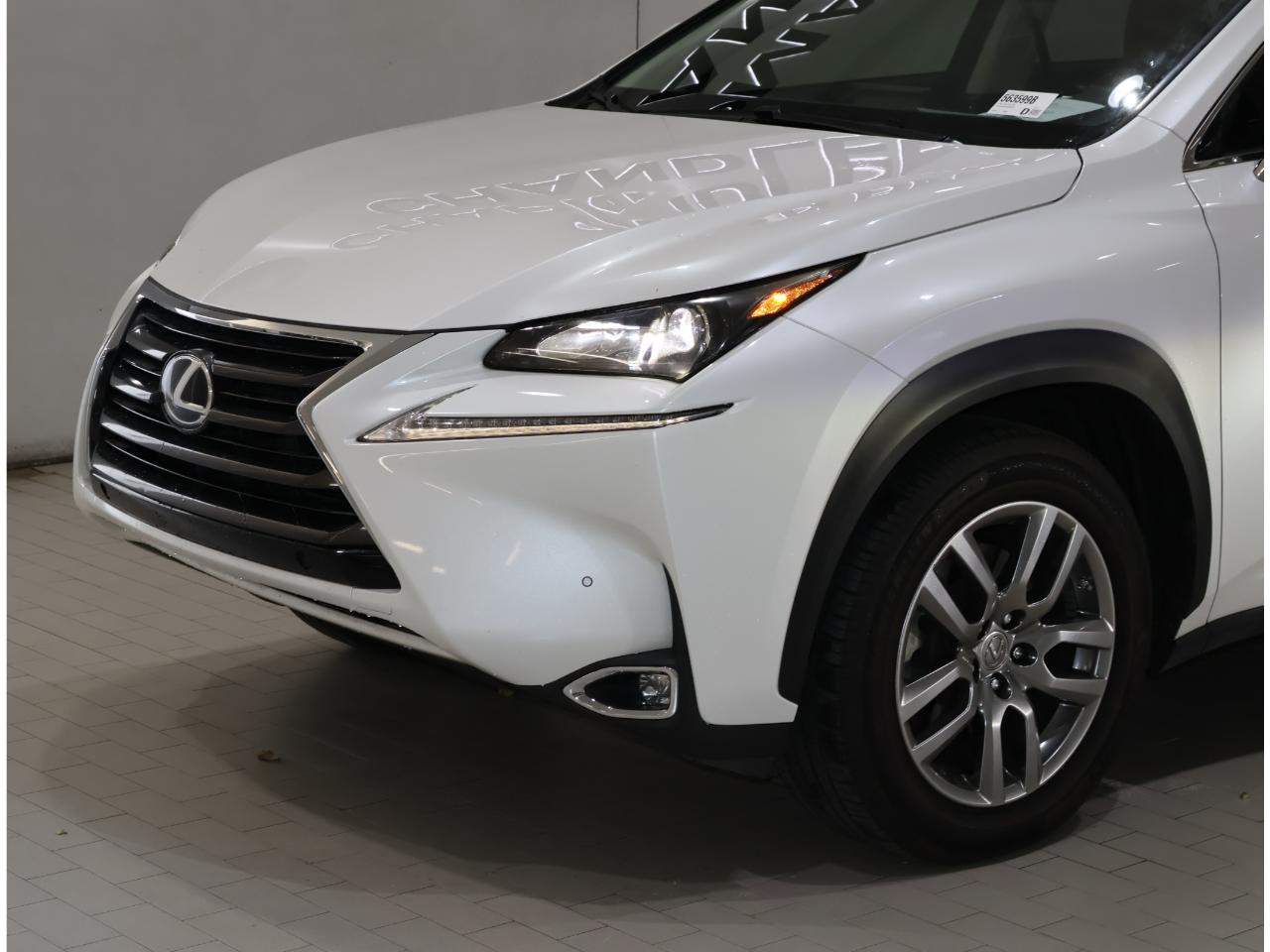 2016 Lexus NX 200t  