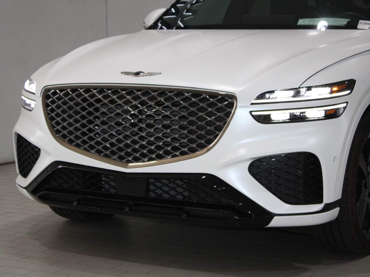2023 Genesis GV70 2.5T Standard