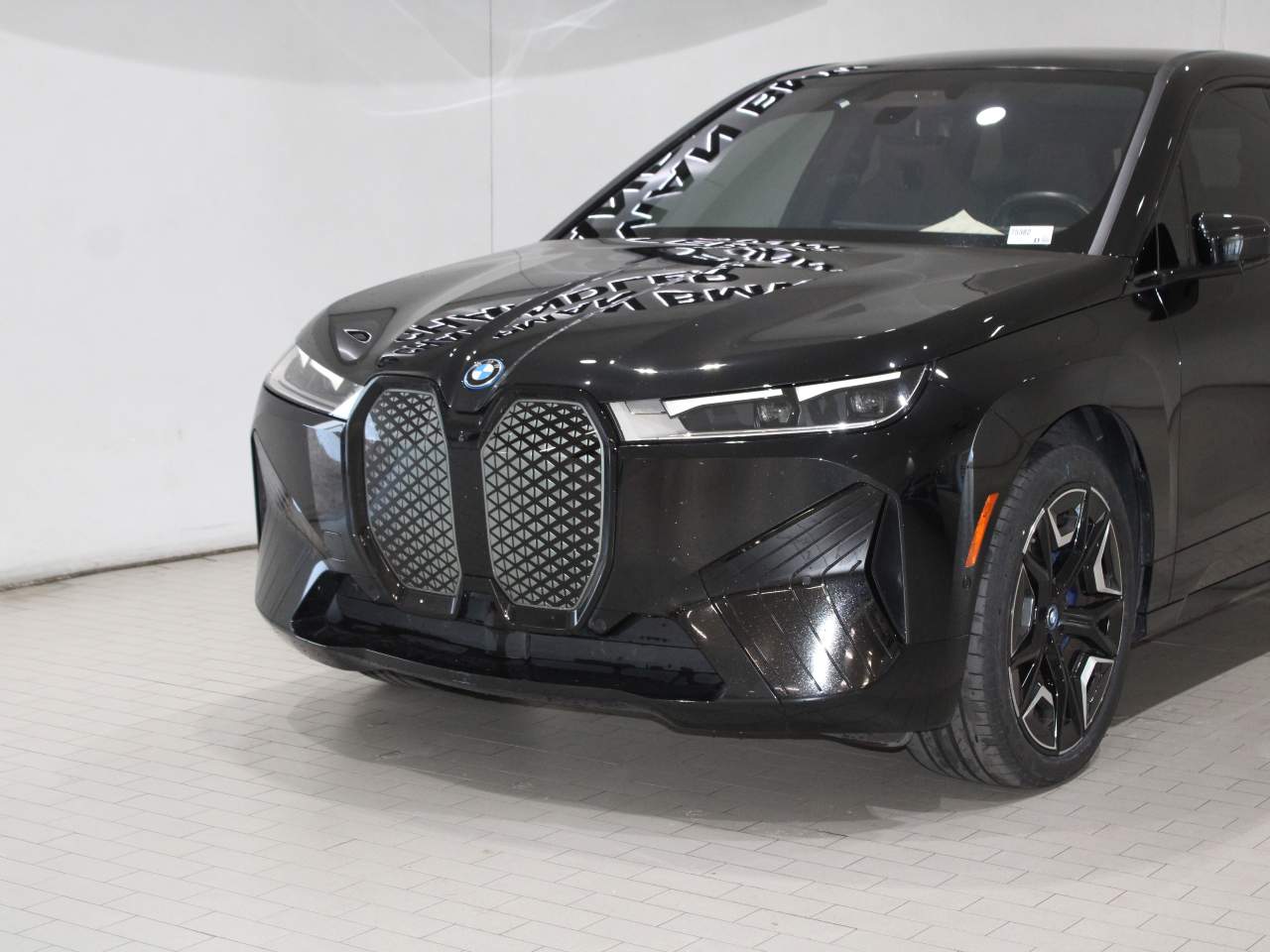 Used 2024 BMW iX Base with VIN WB523CF02RCP37250 for sale in Chandler, AZ