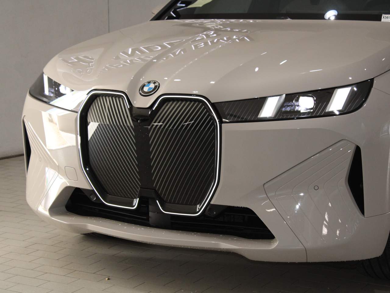 2026 BMW iX xDrive45