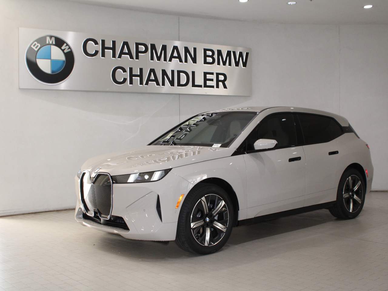 2026 BMW iX xDrive45