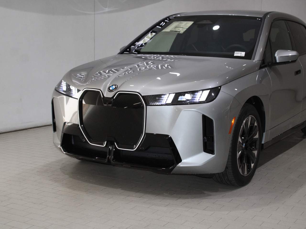 2026 BMW iX xDrive45