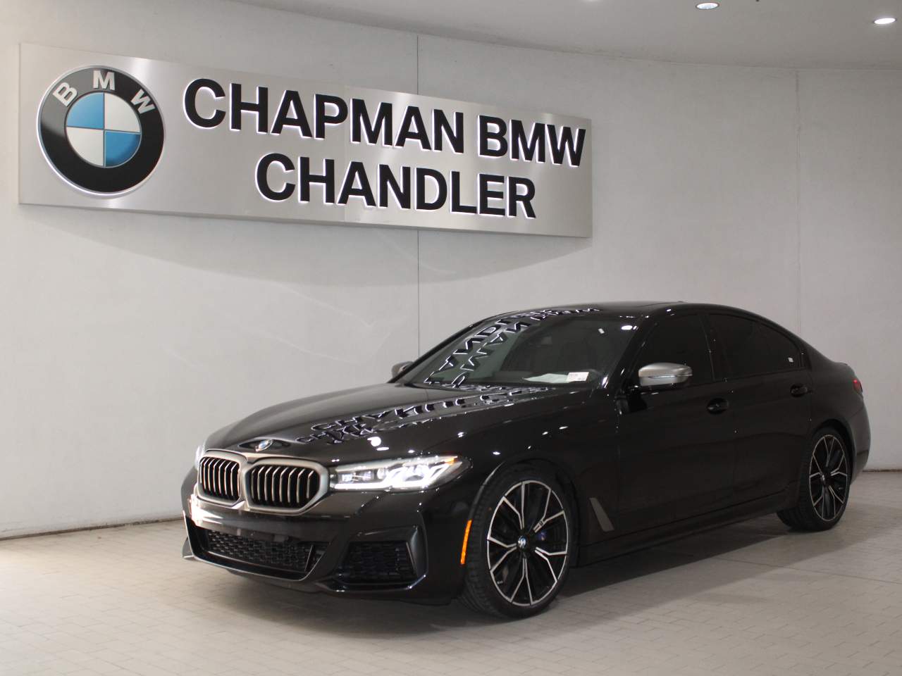 2023 BMW 5-Series M550i xDrive