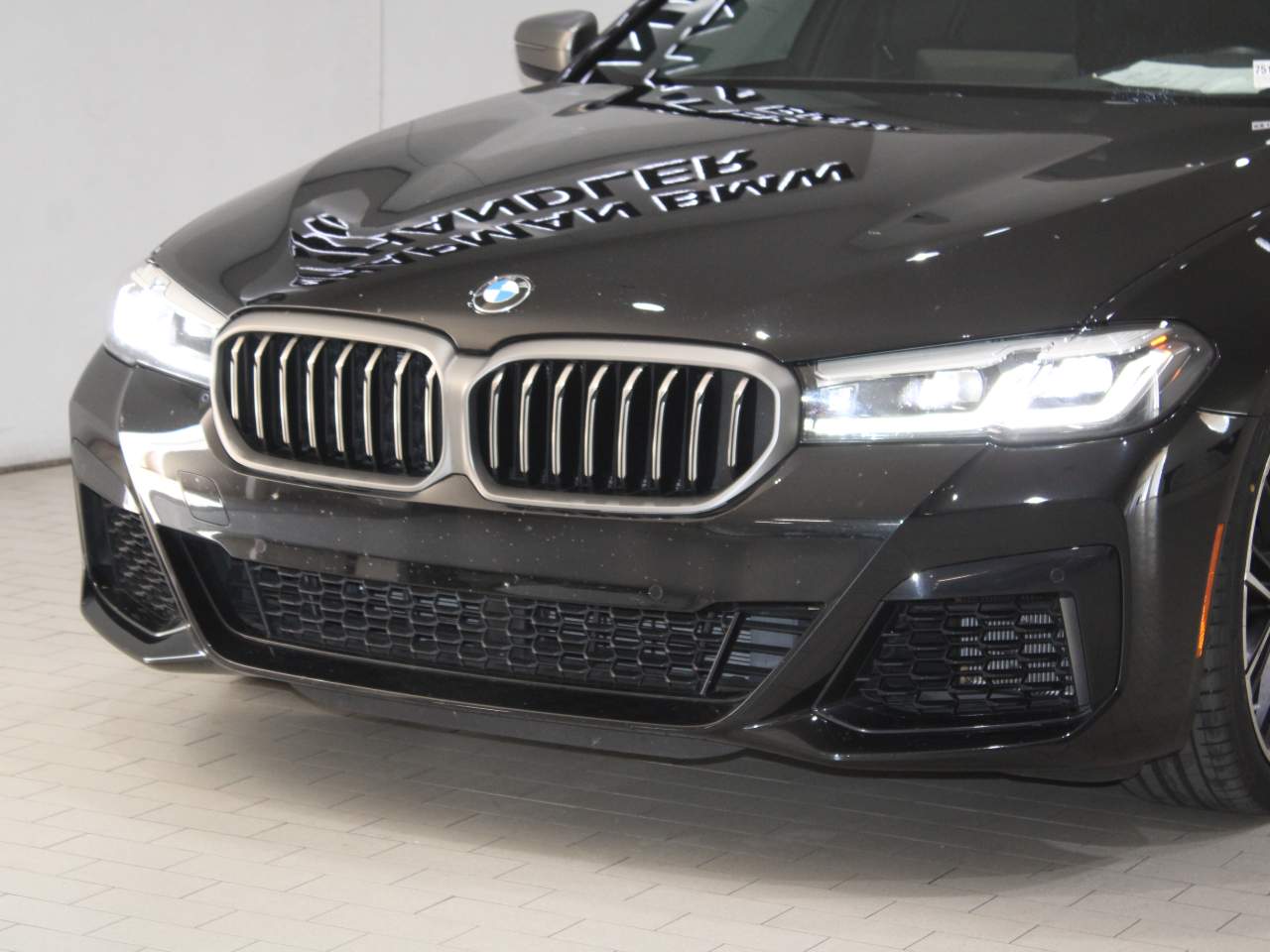 2023 BMW 5-Series M550i xDrive