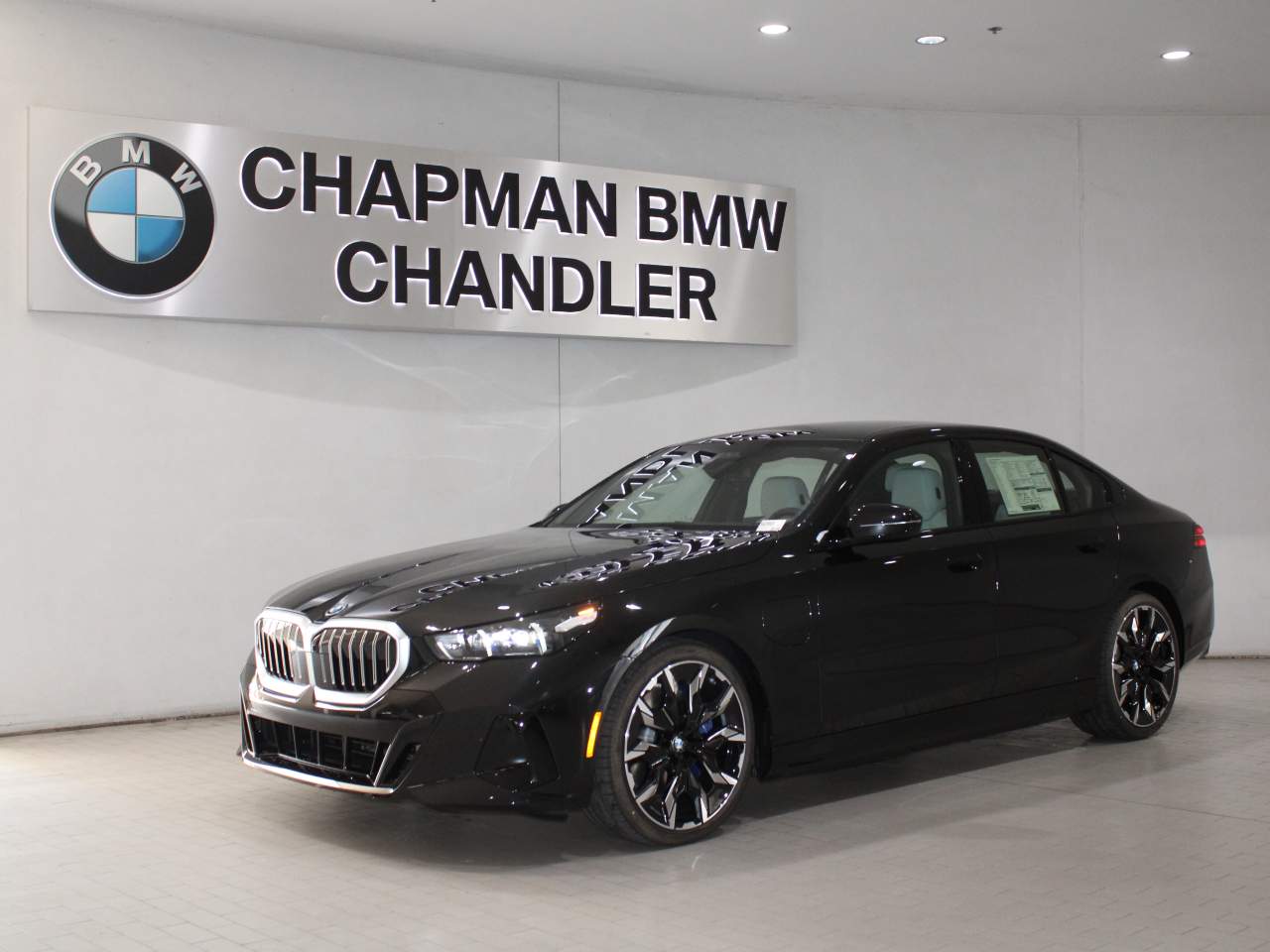 2026 BMW 5-Series 550e xDrive Sedan