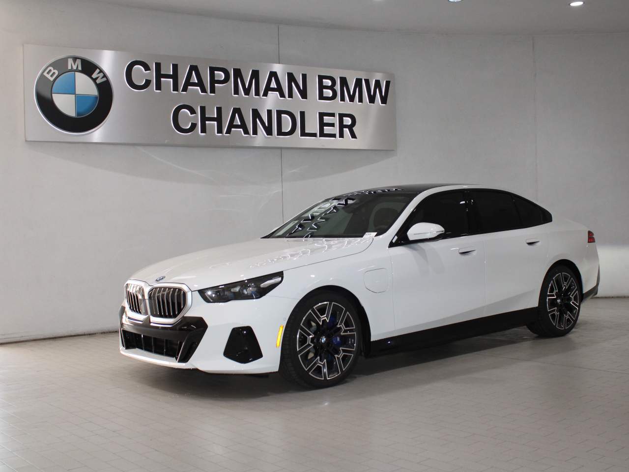 2026 BMW 5-Series 550e xDrive Sedan