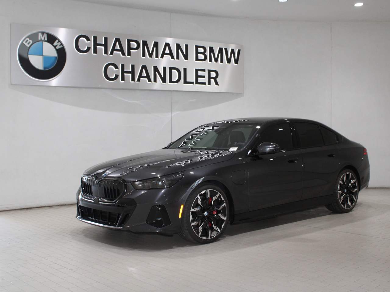 2026 BMW 5-Series 550e xDrive Sedan