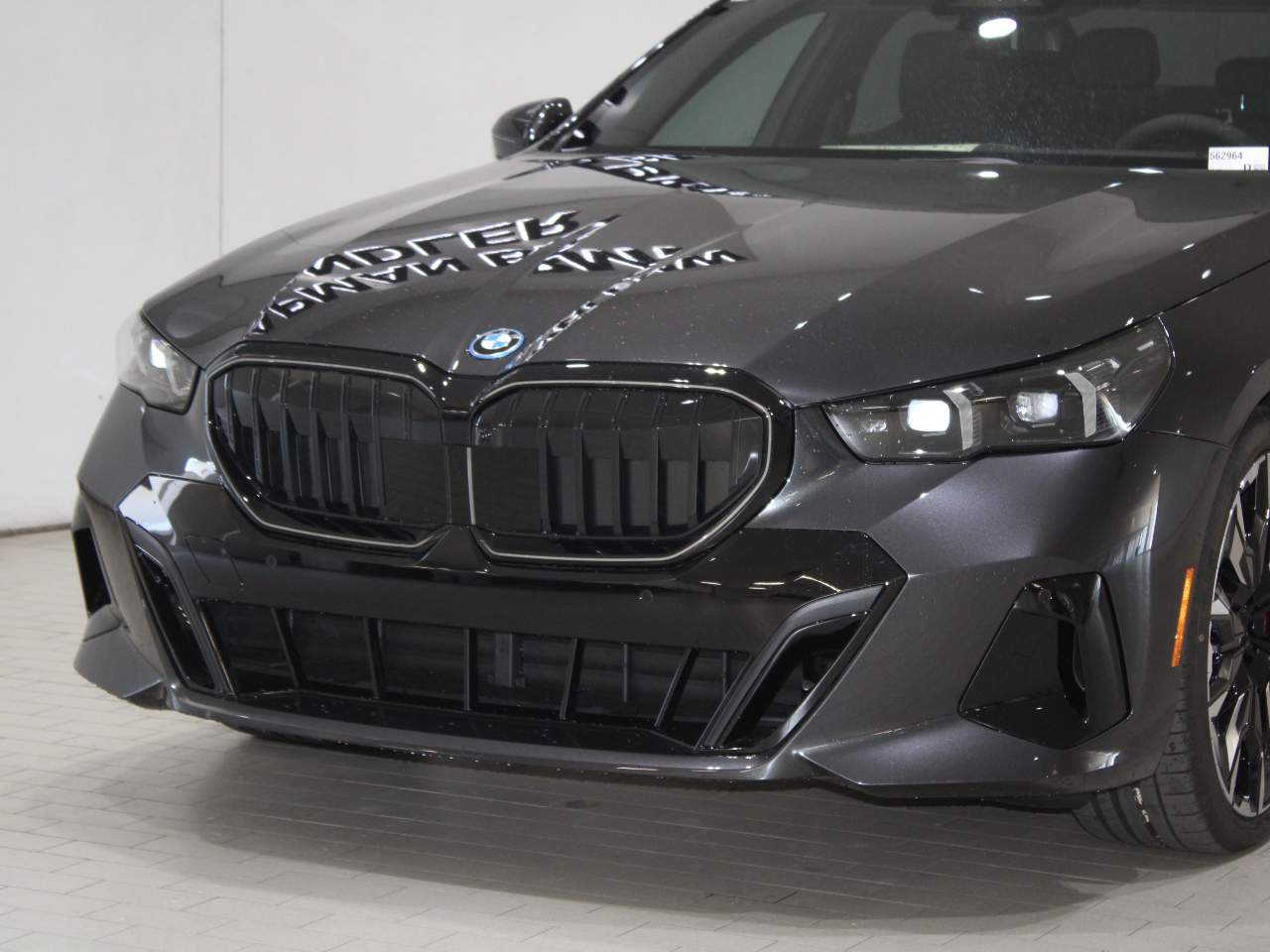 2026 BMW 5-Series 550e xDrive Sedan