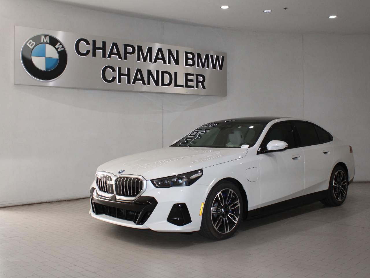 2026 BMW 5-Series 550e xDrive Sedan
