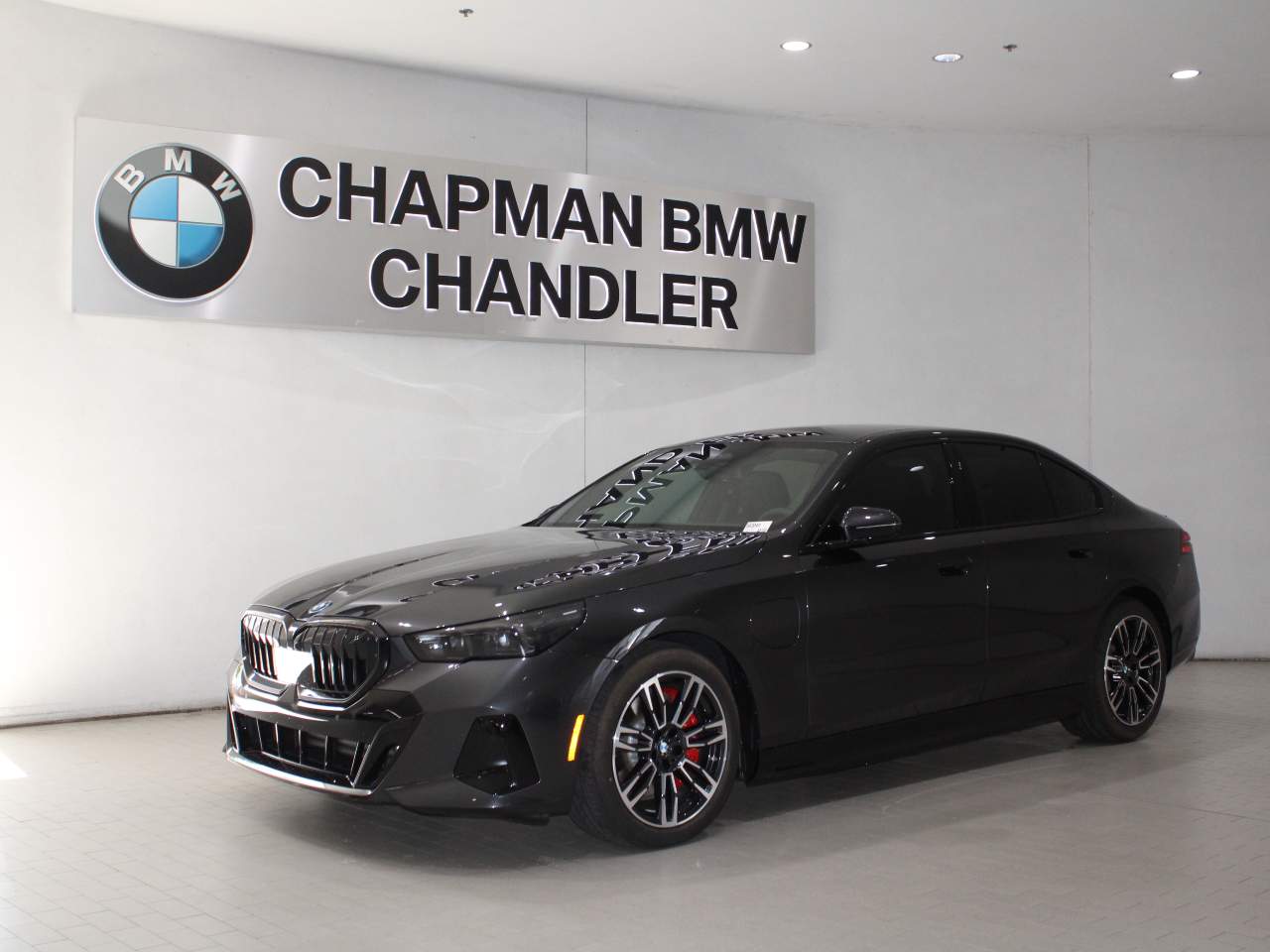 2026 BMW 5-Series 550e xDrive Sedan