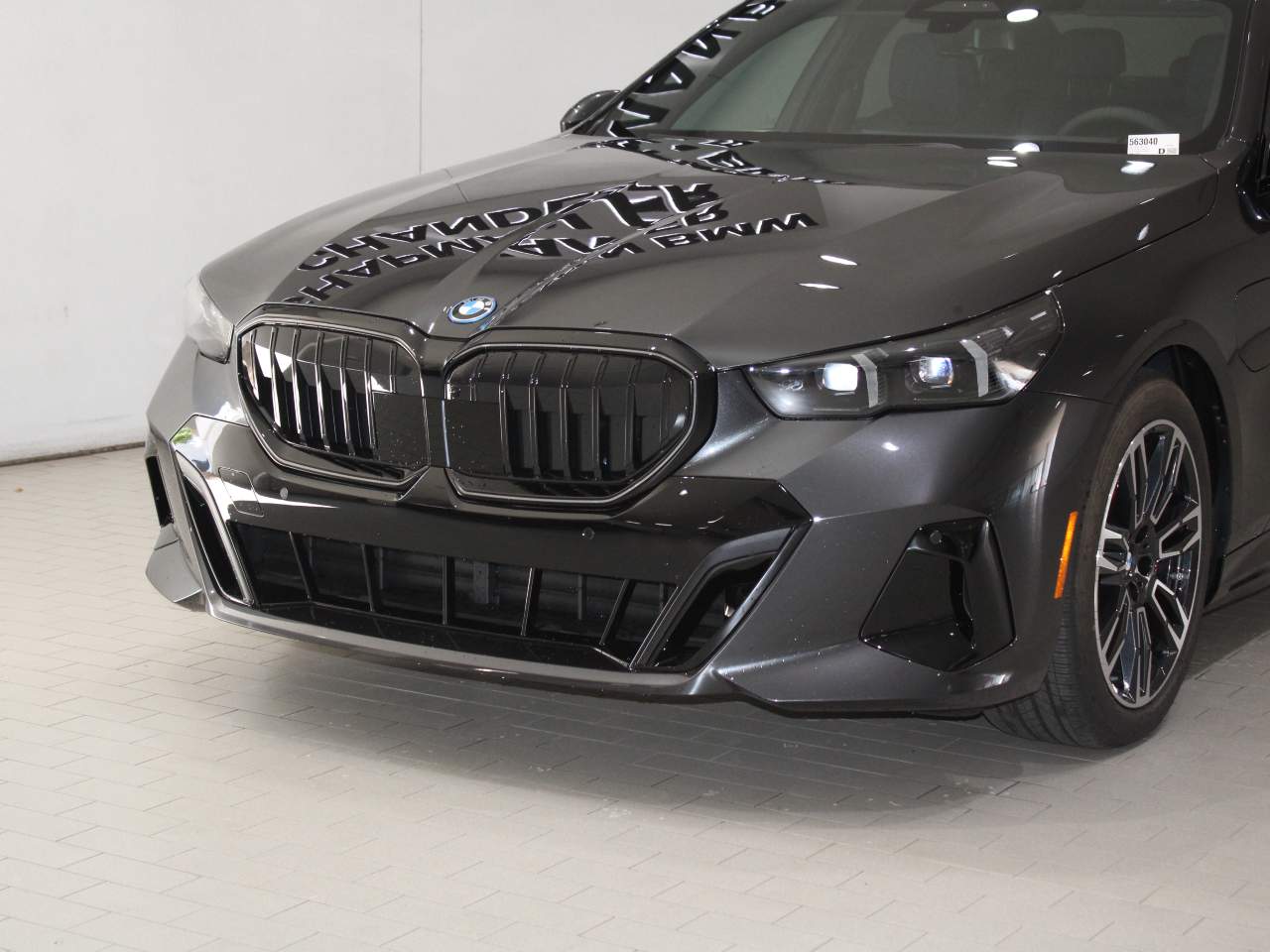 2026 BMW 5-Series 550e xDrive Sedan