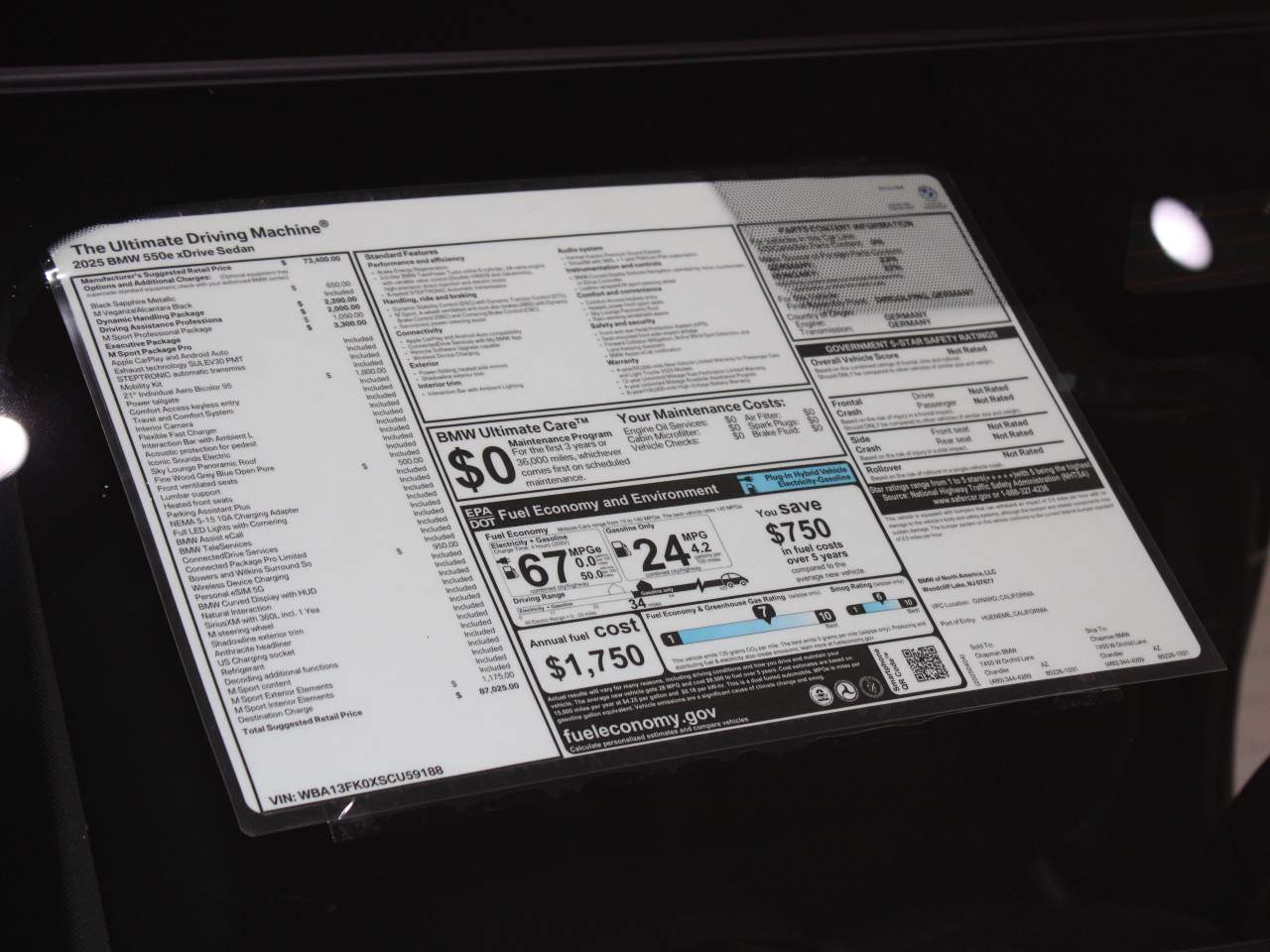 2025 BMW 5-Series 550e xDrive Sedan