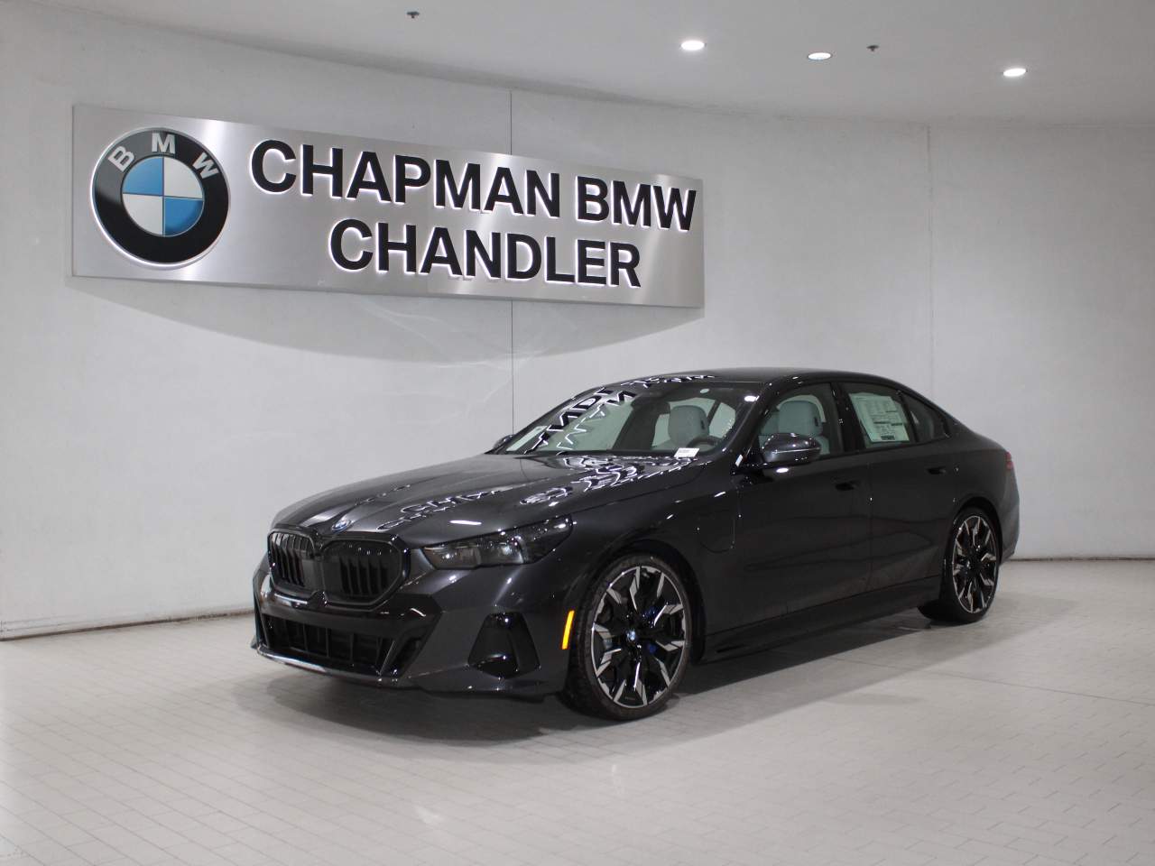 2026 BMW 5-Series 550e xDrive Sedan
