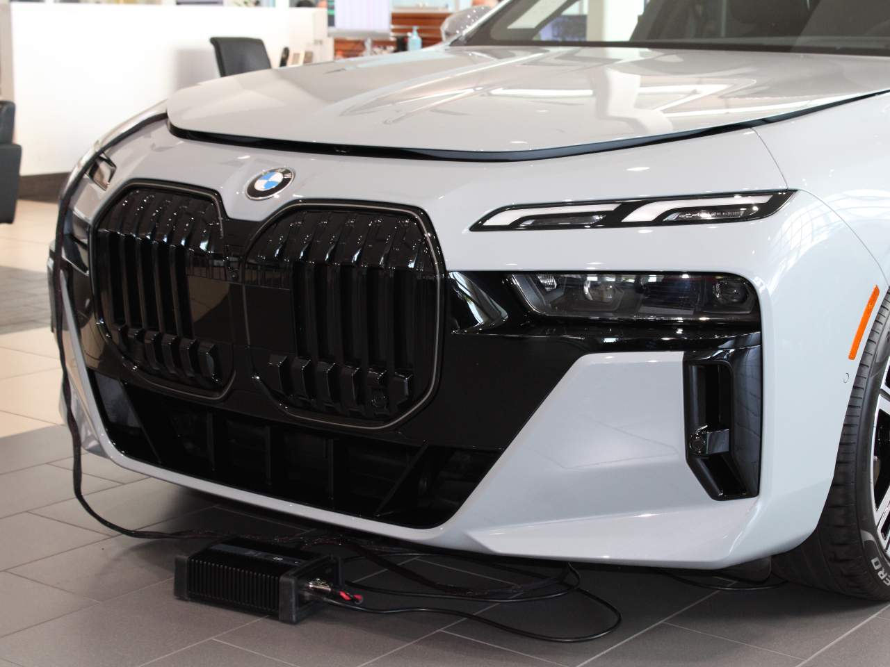 2025 BMW 7-Series 740i Sedan