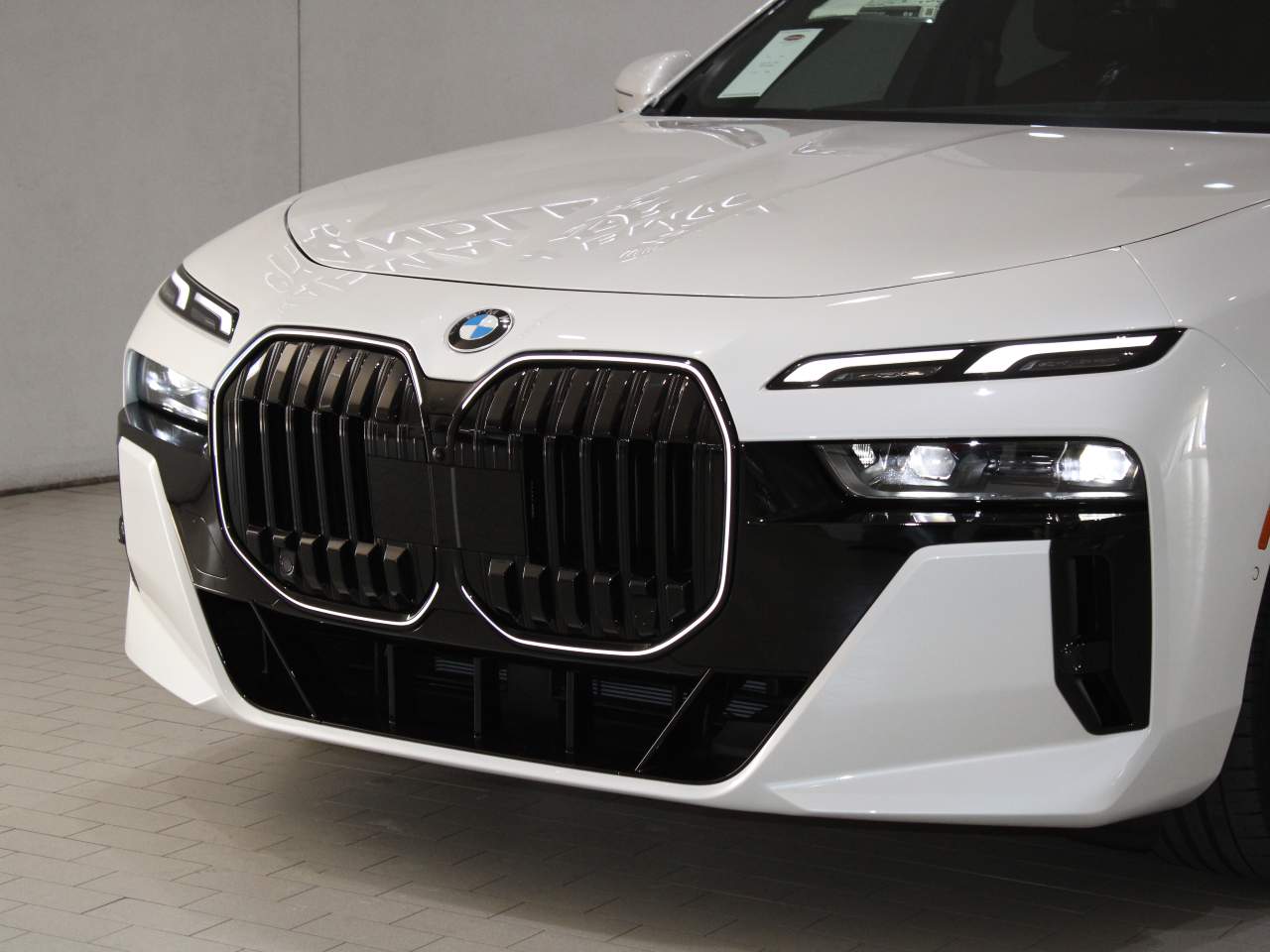 2025 BMW 7-Series 760i xDrive Sedan